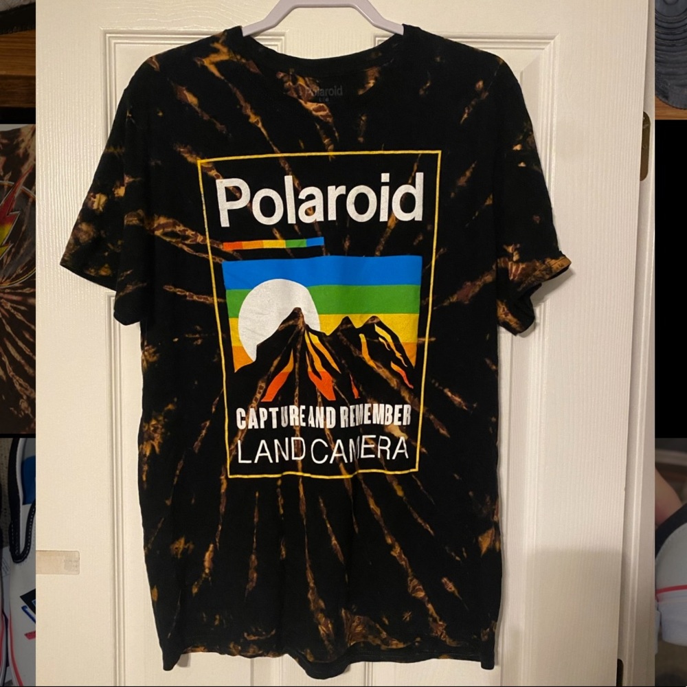 “Polaroid” bleached tee